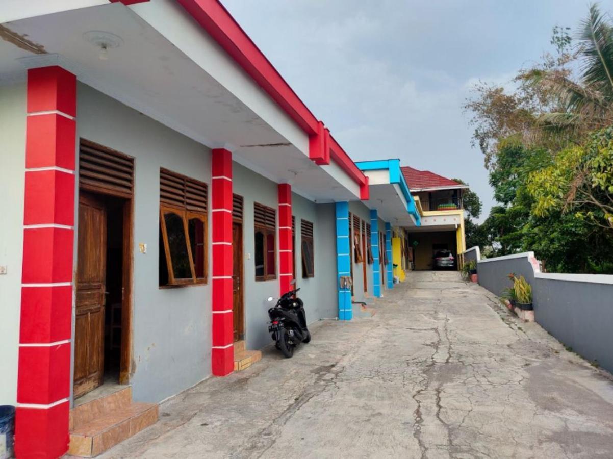 Hotel Abimanyu Bandungan Semarang Exterior foto